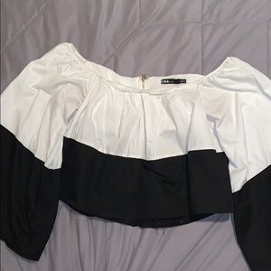 Black and white off shoulder top w/ balloon sleeve